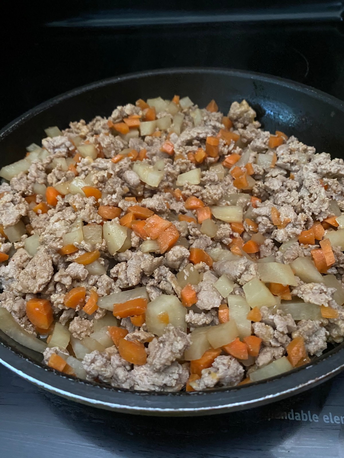 8B6DF90B-75B1-47EF-84FF-C7FF35C918F9